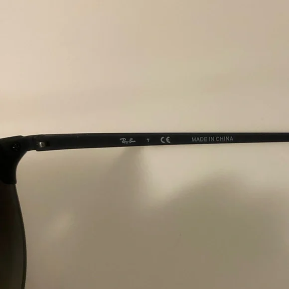 Ray-Ban Dark Frame Sunglasses - Picture 10 of 16